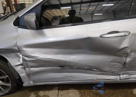 2015 Dodge Dart Sxt z USA, uszkodzony, nr VIN 1C3CDFBB9FD174402